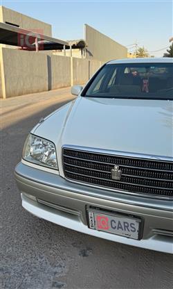 تويوتا كراون